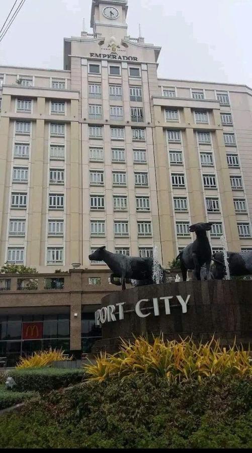 Staycation Condotel @ 150 Newport Pasay City Manila Kültér fotó
